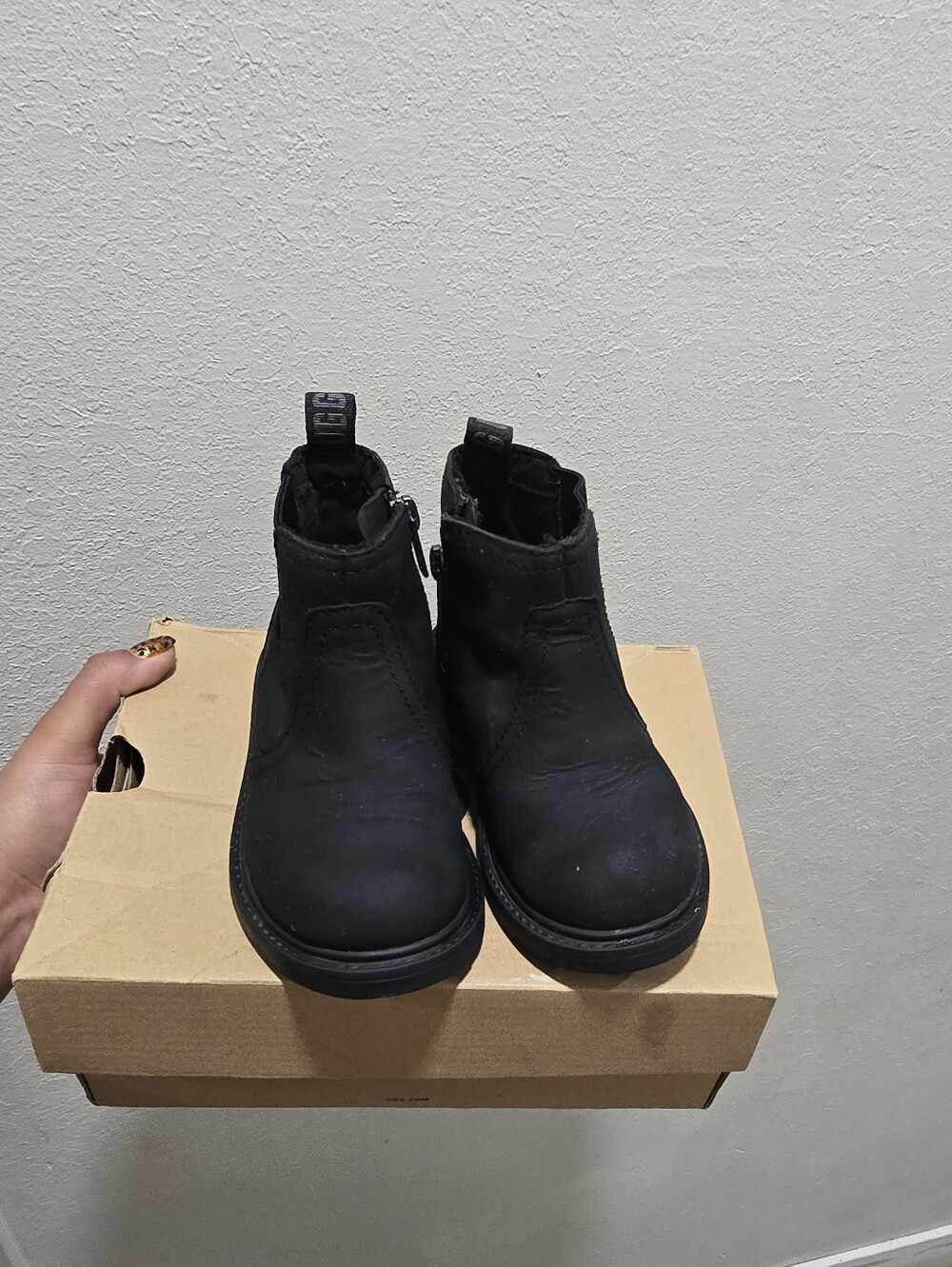 UGG Toddlers Bolden Weather Boots - Slip-On Zip Style In 9c